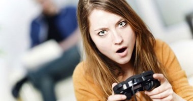 4 أسباب تخليكِ تلعبى ألعاب فيديو مع طفلك.. تخلصك من التوتر وتحسن مهاراته