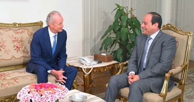 بالفيديو.. السيسي يلتقى وزير الدفاع الإسبانى بحضور صدقى صبحى