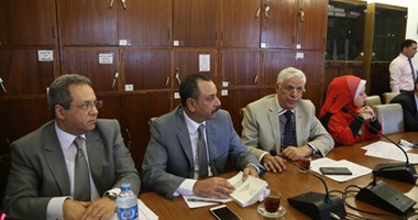 قبل 24 ساعة من مناقشة "ازدراء الأديان" فى مجلس النواب.. معركة بين السلفيين واليسار التقدمى بسبب المادة "و".. "التجمع": مادة قانون العقوبات مطاطية ومؤيدوها دعاة إرهاب الفكرى.. وبرلمانى: لا نتوقع حذفها