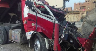 مصرع 3 وإصابة 4 فى حادث تصادم بالطريق الدولى فى الإسكندرية