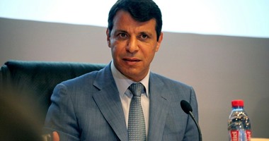 محمد دحلان ينتقد "عرقلة" أمريكا اختيار سلام فياض مندوبا أمميا إلى ليبيا