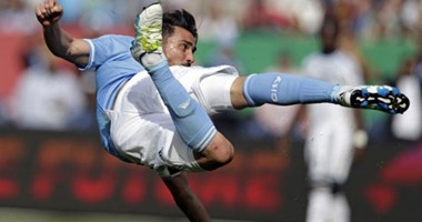 بالفيديو.. هدف رائع بالدوري الأمريكي  من صنع بيرلو وتسجيل فيا