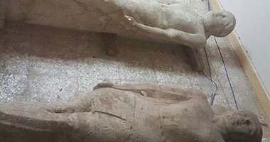 ضبط عاطل بحوزته 3 قطع يشتبه فى أثريتها بالهرم