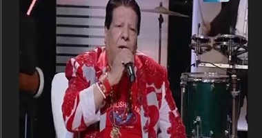 شعبان عبد الرحيم يكشف تفاصيل حالته الصحية بعد تعرضه لكسر فى قدمه
