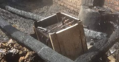 بالصور.. الحماية المدنية تسيطر على حريق التهم 16 منزلا فى سوهاج