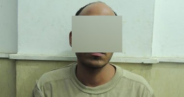 ضبط عاطل اعتدى على عجوز واستولى على حقيبة بداخلها 110 آلاف جنيه بالموسكى