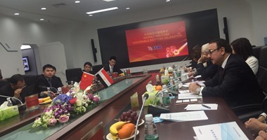 وزير الاتصالات يلتقى مجموعة"CETC" المتخصصة فى الأمن السيبرانى لبحث التعاون