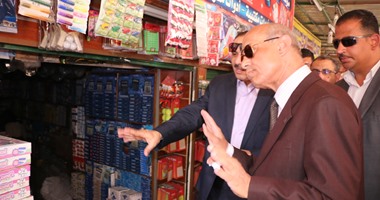 مخالفات بالجملة للمحال التجارية ببركة السبع فى المنوفية 