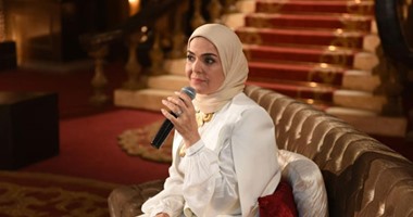 منى عبد الغنى ضيفة هند رضا فى "اللى منى مزعلنى" 