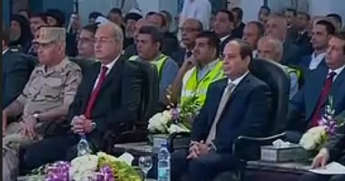 بالفيديو.. السيسى يوصى وزير الكهرباء بتركيب العدادات الجديدة بالمناطق السكنية الحديثة