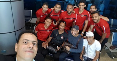 شاهد صور كاريكا مع نجوم الأهلي قبل السفر للإمارات