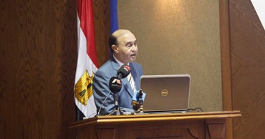 مهاب مميش: اتفاق بين مصر ودبى يوفر 500 ألف فرصة عمل