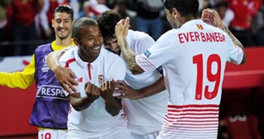 نهائى يوروباليج.. كوكى يتقدم لإشبيلية أمام ليفربول
