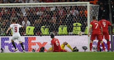 نهائى يوروباليج.. كوكى يسجل هدف ثالث لإشبيلية أمام ليفربول