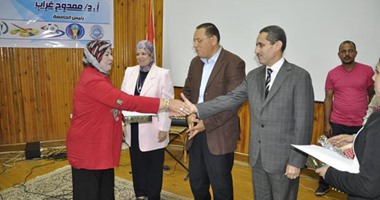 ممدوح غراب: لدينا فريق عمل متكامل لنهضة جامعة قناة السويس والوطن