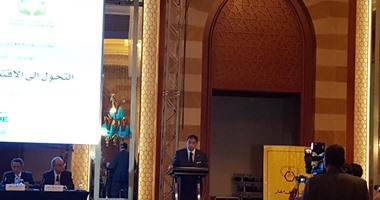 رئيس اتحاد بنوك مصر: التحول إلى الاقتصاد غير النقدى يدعم القطاع المصرفى