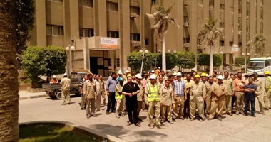 صحافة المواطن: بالصور.. اعتصام مفتوح لعمال شركة أسمنت بحلوان