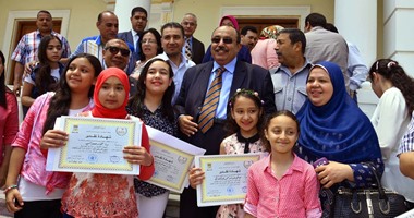 محافظ الإسكندرية يعتمد نتيجة الشهادة الابتدائية