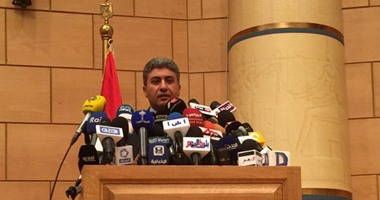 وزير الطيران: مبنى 2 الجديد بمطار القاهرة جاهز للتشغيل