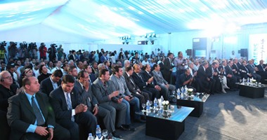 بالصور.. محافظ بنى سويف: إنشاء أكبر محطة كهرباء فى العالم يزيد من رصيد إنجازات السيسي