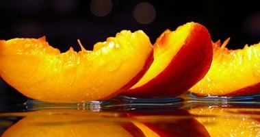 مش بس طعمه حلو .. 4 فوائد تجميلية لفاكهة الخوخ