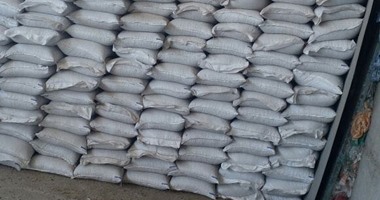 ضبط 26 طن سكر وأرز قبل بيعها فى السوق السوداء بالبحيرة