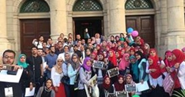 للمرة الثانية.. "إدارة الأعمال بتجارة القاهرة" يقيم حفل تكريم لطلابه