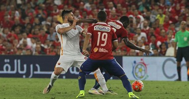 مواجهة الأهلي وروما التاريخية فى عيون الطليان.. الصحف الإيطالية: العملاق المصرى تغلب على الذئاب بالضربة القاضية.. دجيكو بطل الفرص الضائعة.. سباليتى يرفض الأعذار.. وزميل صلاح يعترف: الأحمر استحق الفوز