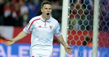 روما يجهز 10 ملايين يورو لضم هداف أشبيلية فى الصيف