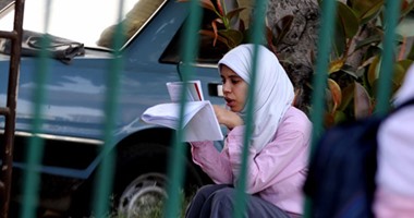 بدء امتحان اللغة العربية لـ 630 ألف طالب فى الدبلومات الفنية