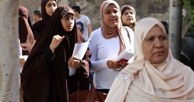 وزير التعليم يستبعد رئيس لجنة امتحانات دبلومات لإصراره على المبيت بمقر اللجنة