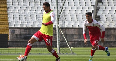 بالصور.. كوكا يشارك فى مران براجا الأخير قبل نهائى كأس البرتغال