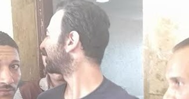 ترحيل عمرو بدر ومحمود السقا إلى سجن طرة بعد قرار حبسهما 15 يوما