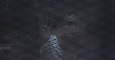 إيداع دومة قفص الاتهام لنظر إعادة محاكمته فى "أحداث مجلس الوزراء"