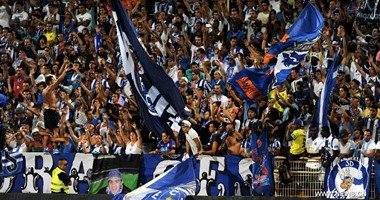بالفيديو.. اشتباكات بين الشرطة وجماهير بورتو قبل نهائى كأس البرتغال