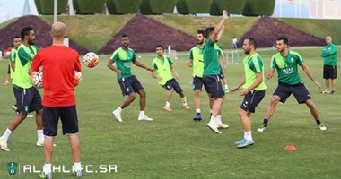 الأهلي السعودي يستعد لموقعة الكأس بودية قطر غداً