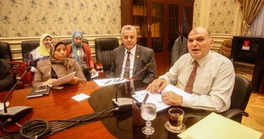 البرلمان يناقش الأحد مشروع قانون بزيادة الرسوم على العاملين بالخارج