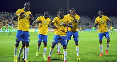 صن داونز يستعد للزمالك بتدريبين على بتروسبورت