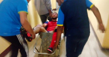 بالفيديو.. إصابة خطيرة لمدافع بتروجت فى لقاء المحلة