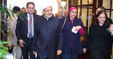 لماذا يظل الأزهر فى مرمى النيران دائما؟ تساؤل يطرحه "بالعربى" اليوم