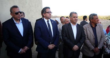 وزير الآثار يفتتح هرم "أوناس" و3 مقابر بسقارة