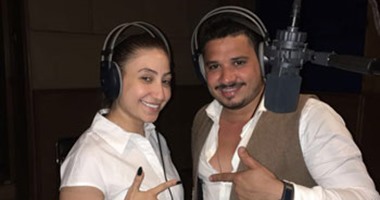 بالصور.. بوسى تنتهى من تسجيل أغنية "مش مهم" لمسلسل "أزمة نسب"