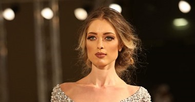 بالصور.. اللبنانى "انطوان سلامة" يقدم أحدث مجموعاته لفساتين السهرة