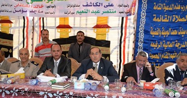 محافظ سوهاج يشهد حفل تكريم 100 طالب من أوائل الشهادة الاعدادية والثانوية