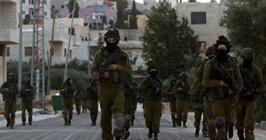 إسرائيل تعتقل نشطاء فلسطينيين نصبوا خيمة فى قرب مستوطنة فى الضفة الغربية