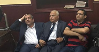 اليوم.. أولى جلسات محاكمة نقيب الصحفيين وعضوى المجلس