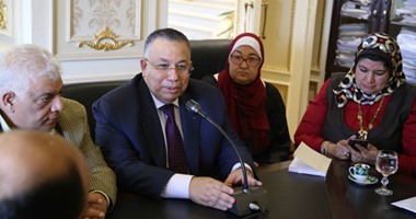 وكيل مجلس النواب يرأس اجتماع لجنة الصحة لغياب رئيسها والوكيلين