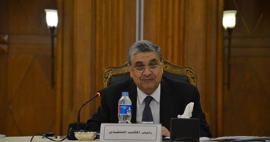 وزير الكهرباء: 50% من القضاء على أزمة انقطاع التيار مرتبط بـ"البترول"