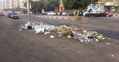 صحافة المواطن.. قارئ يرسل صورا لانتشار أكوام القمامة بمصر الجديدة