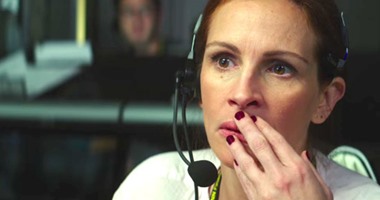جميلات هوليوود يفتتحن موسم صيف 2016 السينمائى.. جوليا روبرتس تحاول إنقاذ جورج كلونى فى "Money Monster".. وسكارليت جوهانسون فى مواجهة شرسة بـCaptain America.. وآنا هاثواى تحارب من جديد قوى الشر
